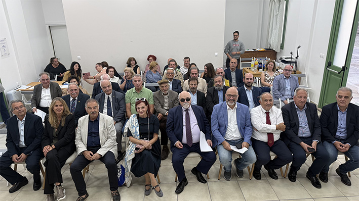 Σάκης Αρναούτογλου: Να ξανανοίξουν σπίτια, να γεμίσουν σχολεία, να επιστρέψουν άνθρωποι στα μικρά νησιά Σάκης Αρναούτογλου: Να ξανανοίξουν σπίτια, να γεμίσουν σχολεία, να επιστρέψουν άνθρωποι στα μικρά νησιά